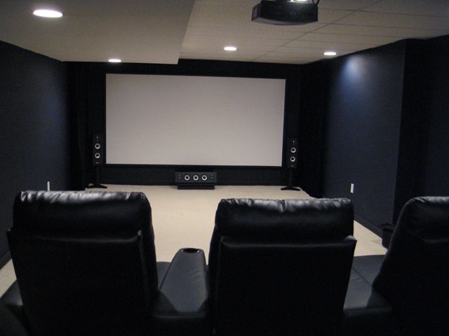 Holler's Home Cinema